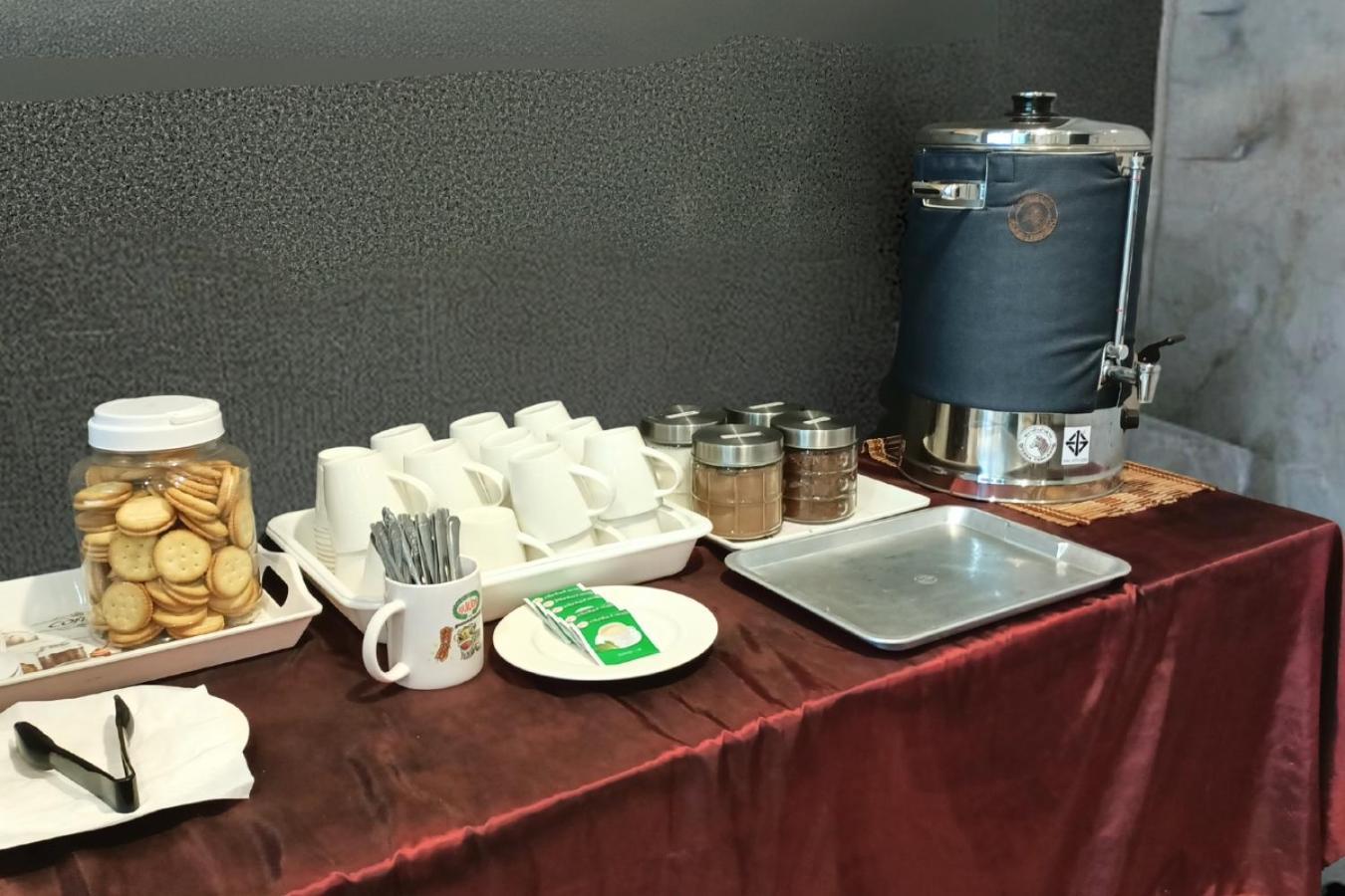 Km Hotel Csiangmaj Kültér fotó