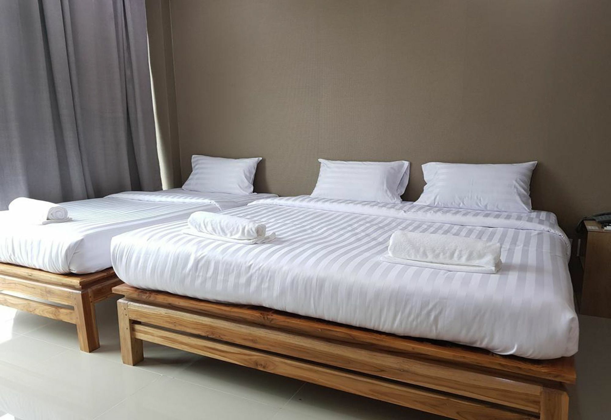 Km Hotel Csiangmaj Kültér fotó