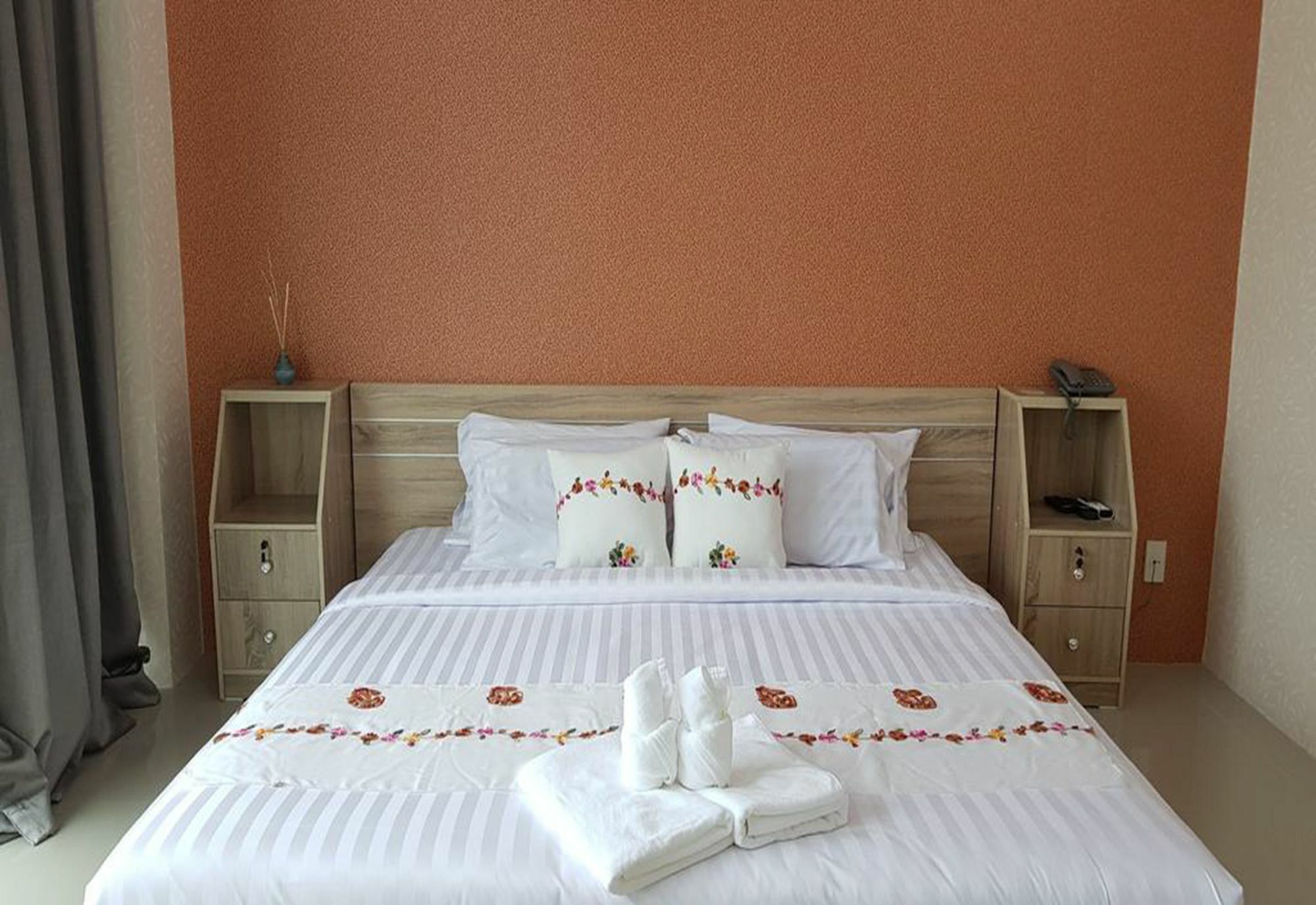 Km Hotel Csiangmaj Kültér fotó